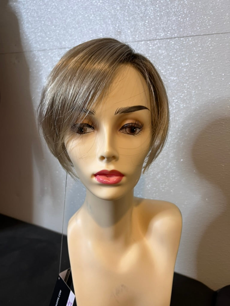 XTRA Estetica Sample Wig 