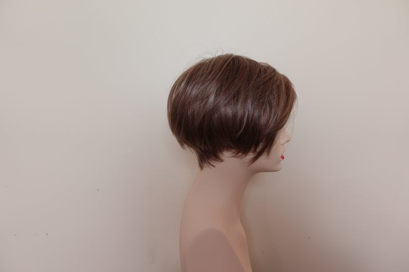 Estetica Sample Wigs | Lace Front Cap - 1 | Synthetic | Short | Straight | Medium Blonde - Not Rooted