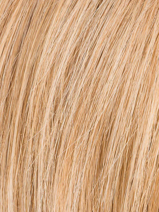 Toffee Blonde Rooted by Ellen Wille